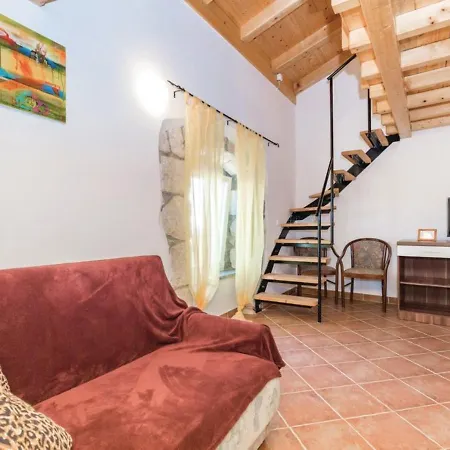 Holiday home Alex Moscenicka Draga
